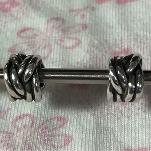 Pandora forget me knot